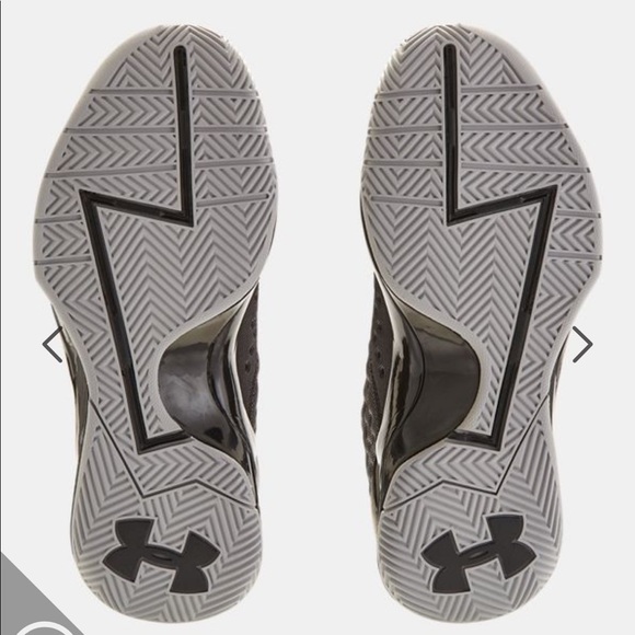 UA Curry One Low - 7 - Picture 4 of 6